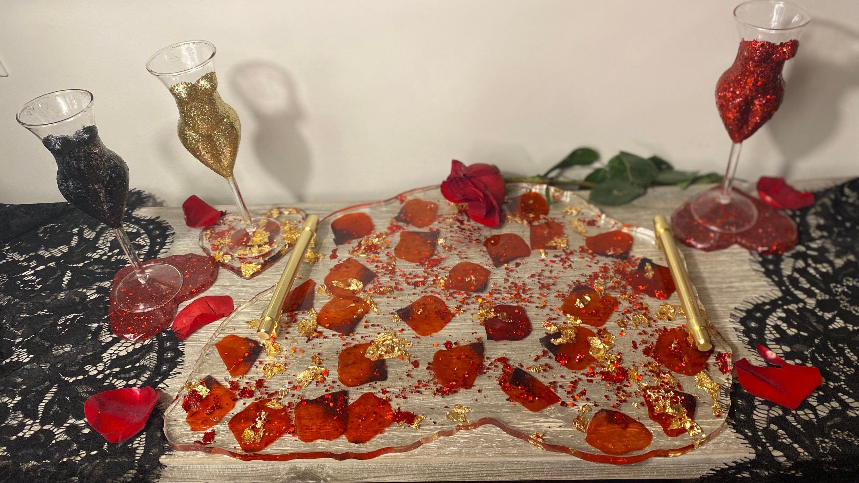 Red Rose & Gold Leaf tray